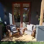 The Bronte Breeze